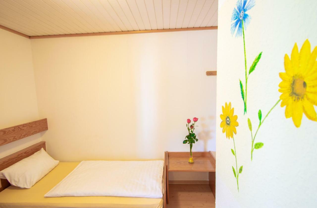 Hotel Laufelder Hof Eksteriør billede